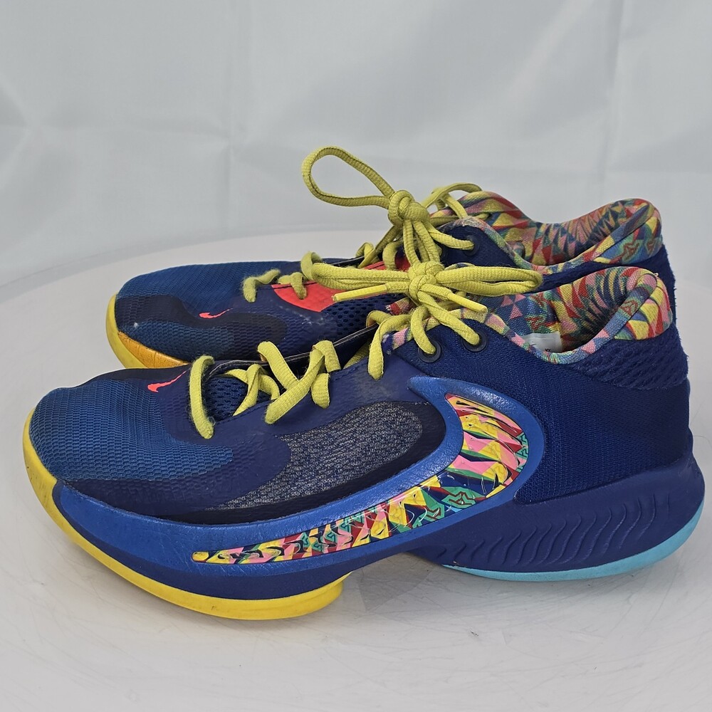 Nike Zoom Freak 4 SE Kaleidoscope Youth 6 Y Blue Basketball Shoes DV3017-400